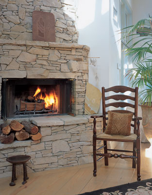 Casey chose stone from nearby Utah for her drystack fireplace.
